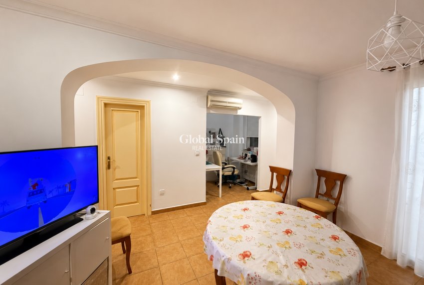 Resale - HOUSE -
LA FONT D'EN CARRÒS - Centro