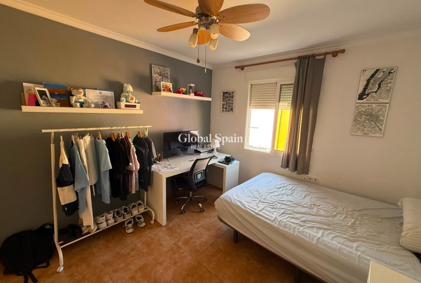Resale - HOUSE -
LA FONT D'EN CARRÒS - Centro