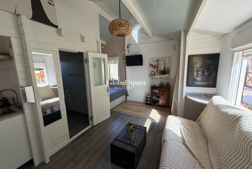 Resale - HOUSE -
LA MARINA - Elche / Elx