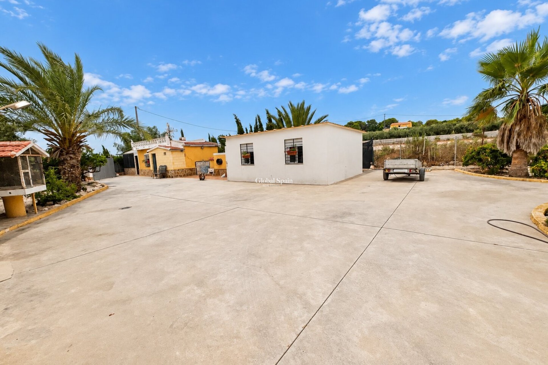 Resale - HOUSE -
LA MARINA - La Marina - Country