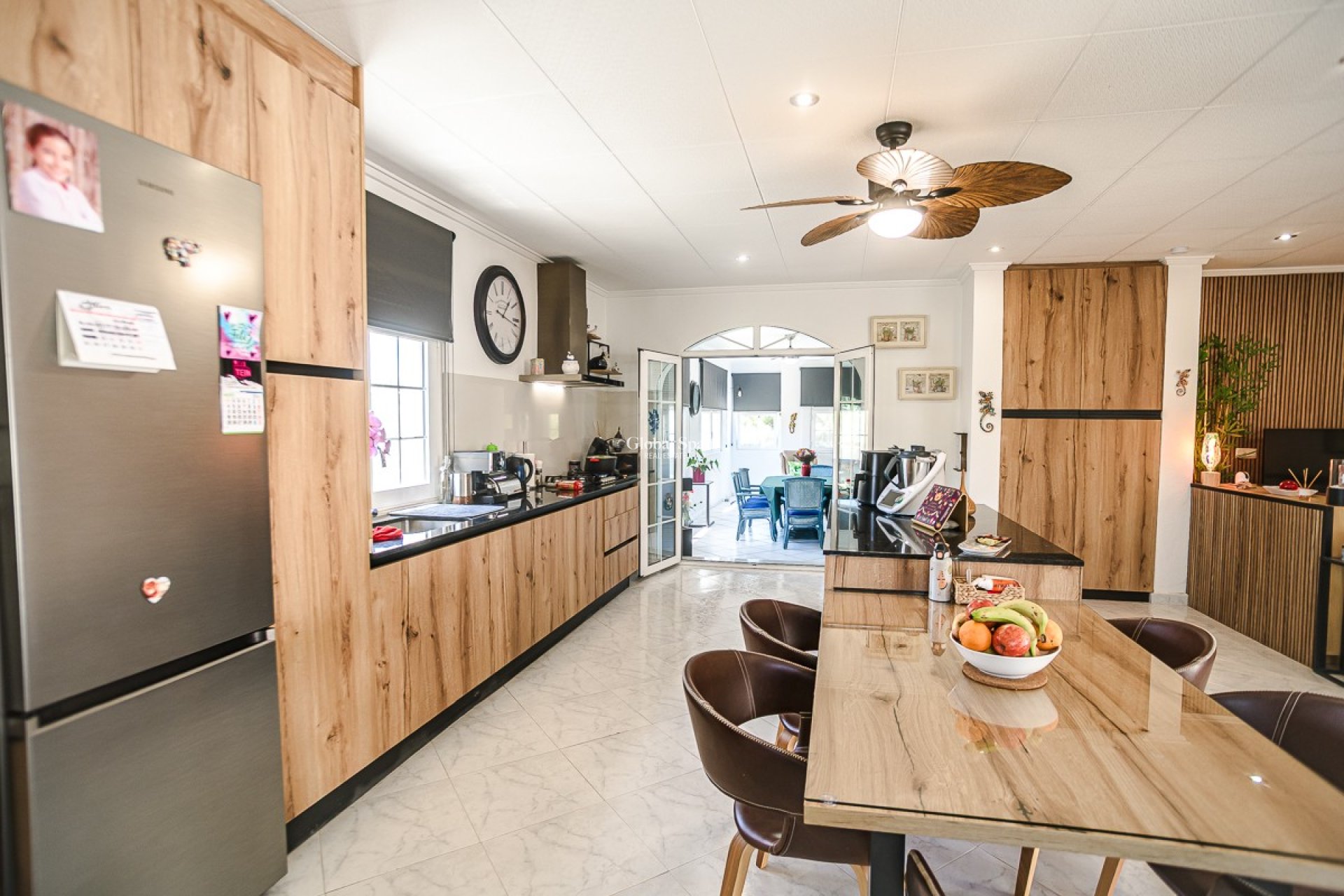 Resale - HOUSE -
LA MARINA