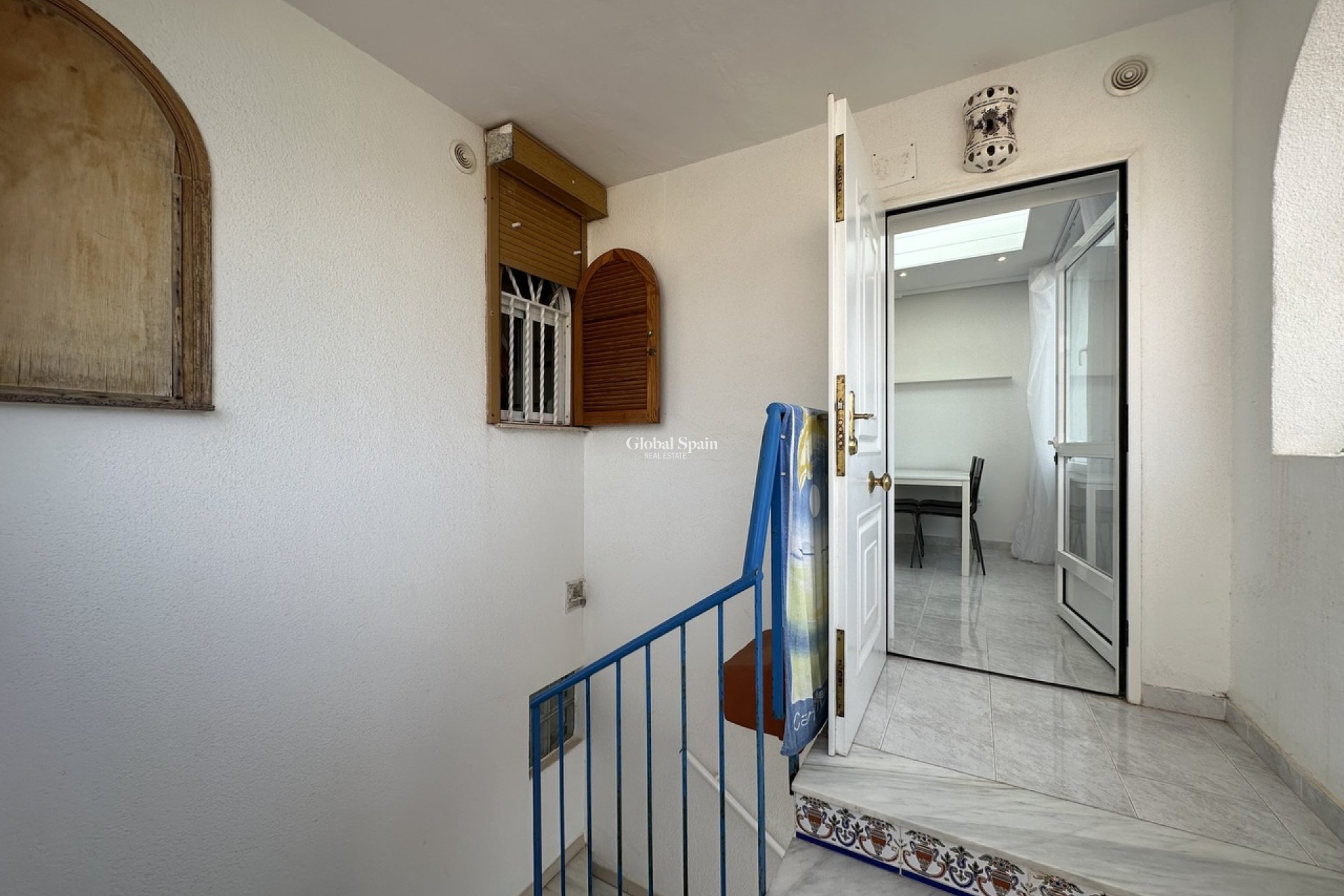 Resale - HOUSE -
LA MATA - Costa Blanca