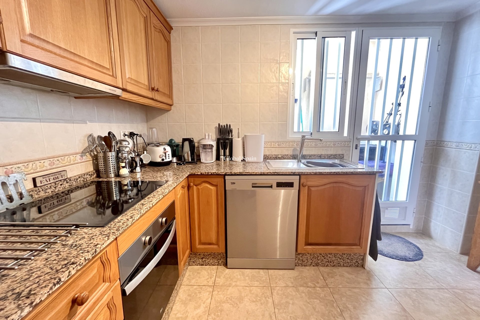 Resale - HOUSE -
LA MATA - Costa Blanca