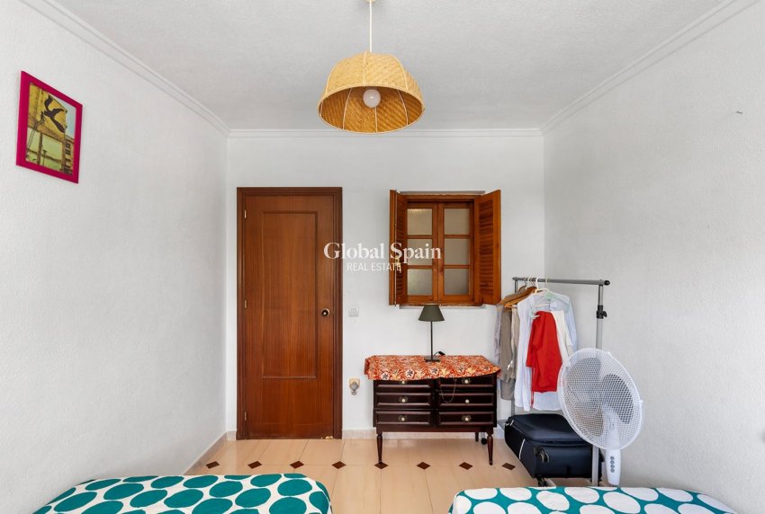 Resale - HOUSE -
LA MATA - Costa Blanca
