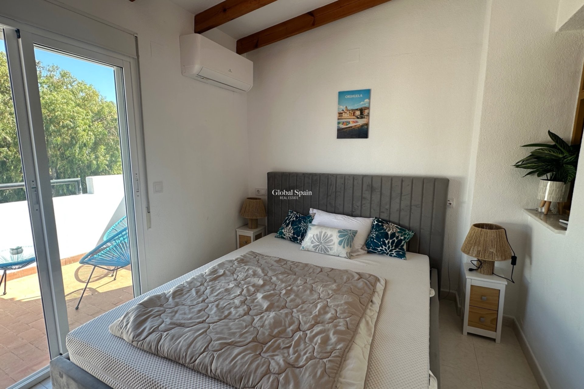 Resale - HOUSE -
LA MATA - Costa Blanca
