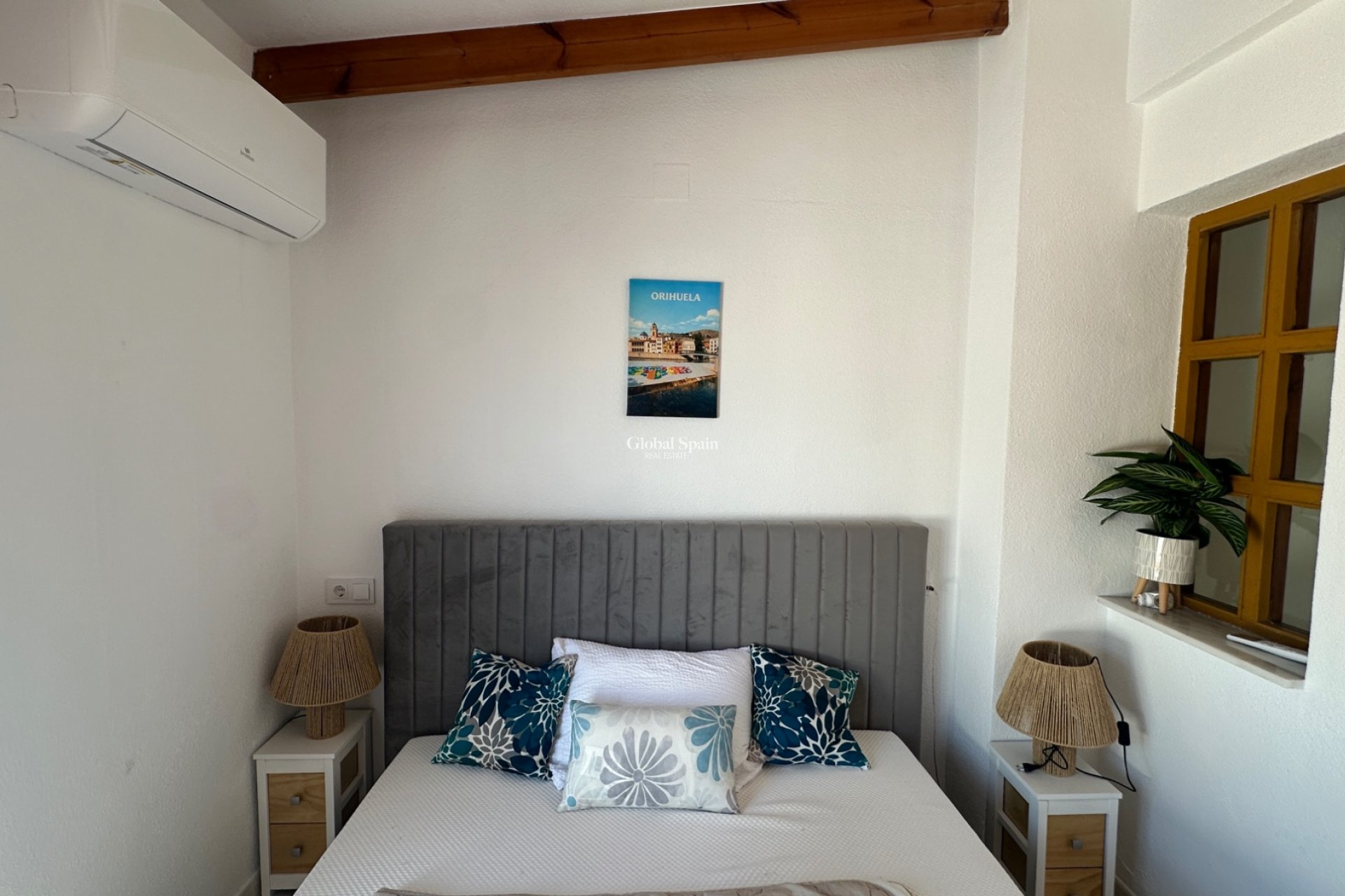 Resale - HOUSE -
LA MATA - Costa Blanca