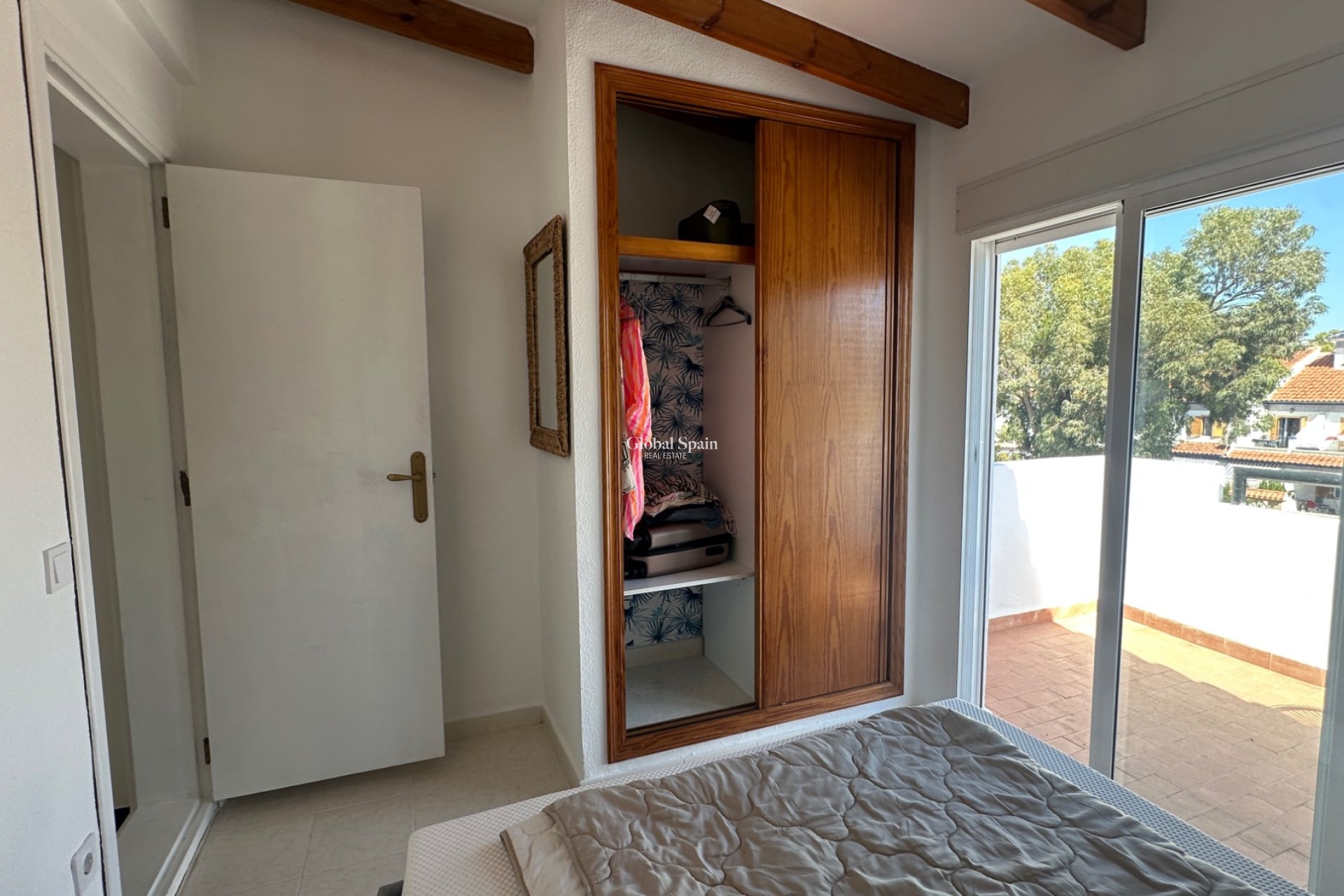 Resale - HOUSE -
LA MATA - Costa Blanca