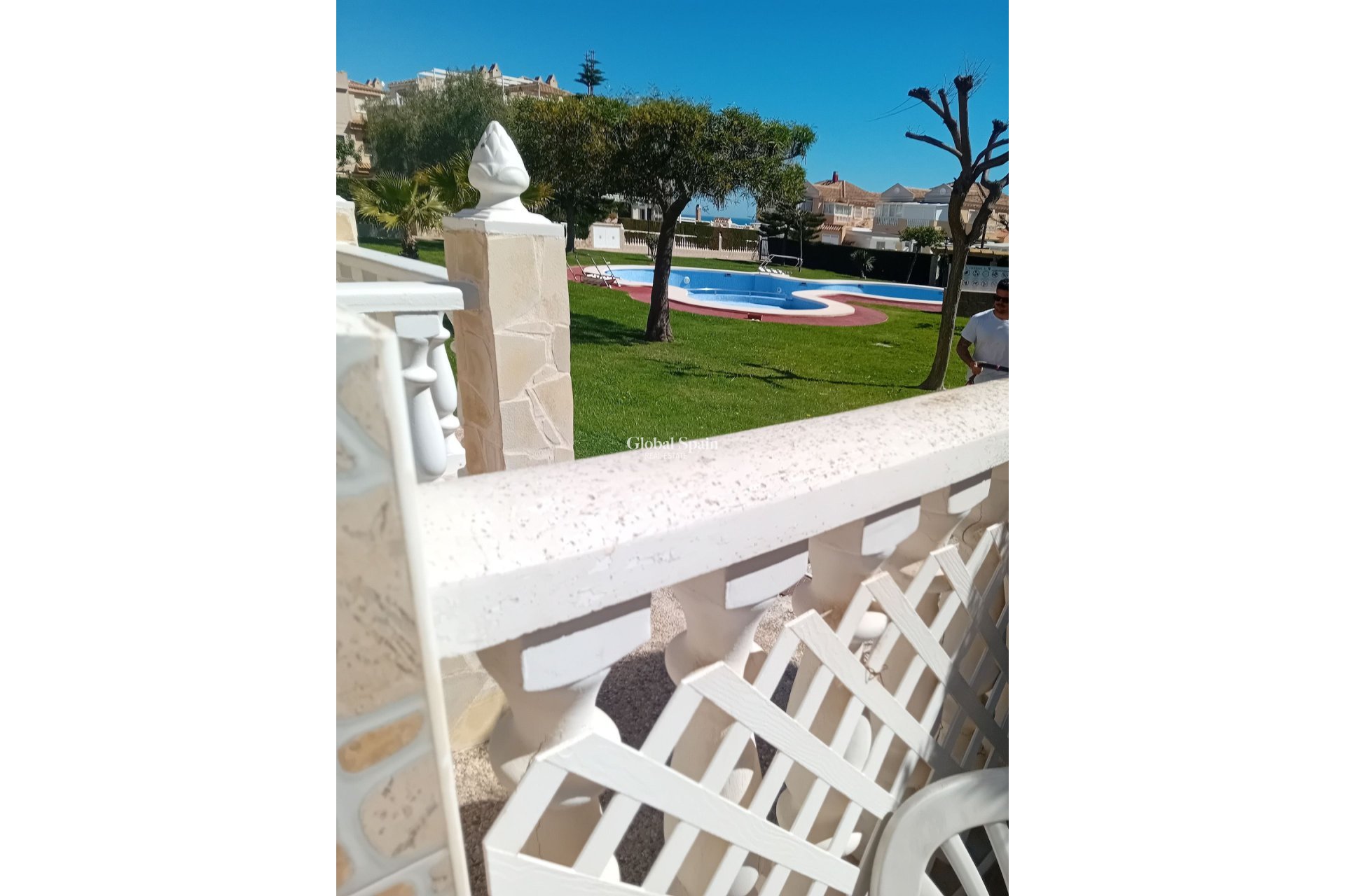 Resale - House -
LA MATA