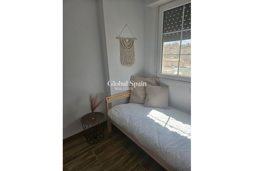 Resale - House -
LA MATA