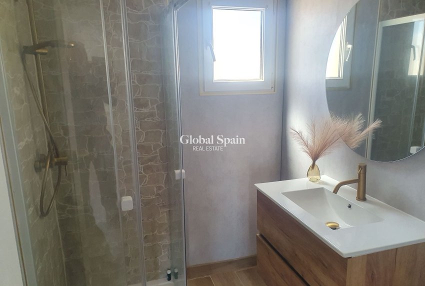 Resale - House -
LA MATA