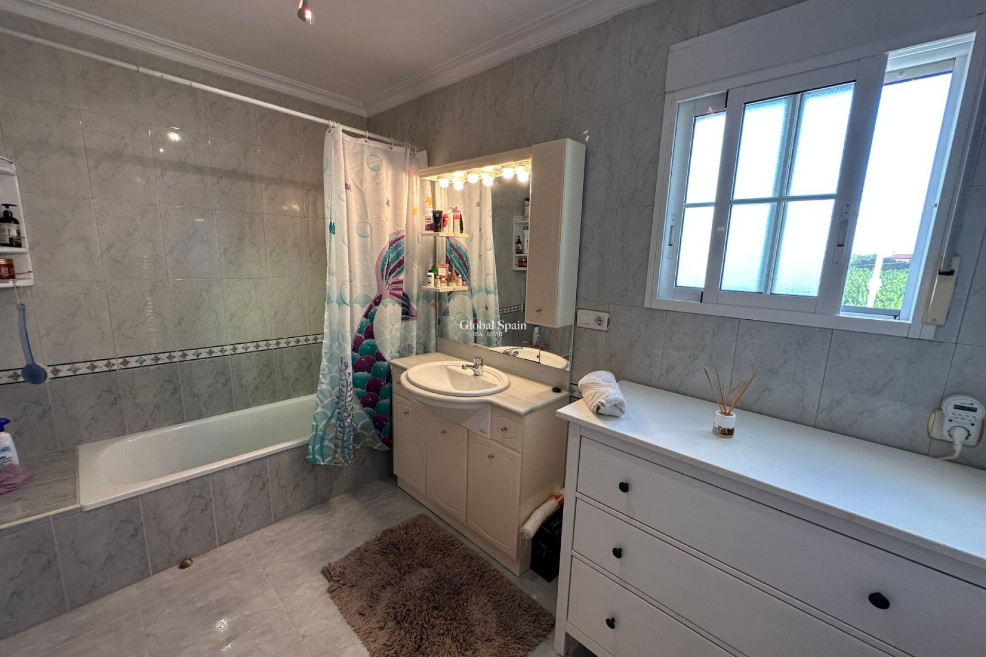 Resale - HOUSE -
LA MATANZA - La Matanza