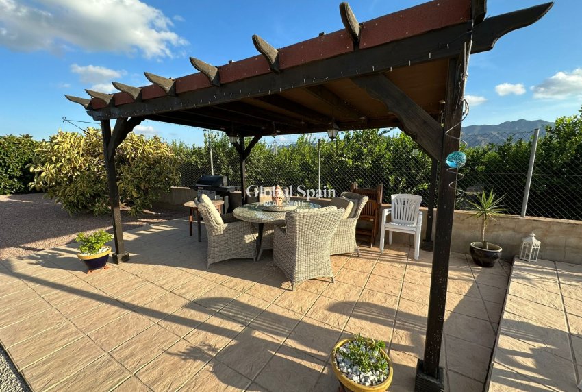 Resale - HOUSE -
LA MATANZA - La Matanza