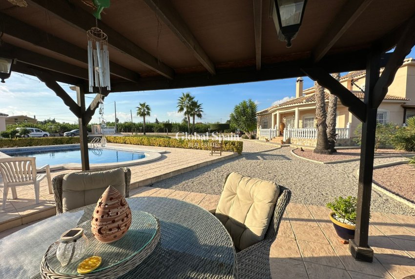 Resale - HOUSE -
LA MATANZA - La Matanza