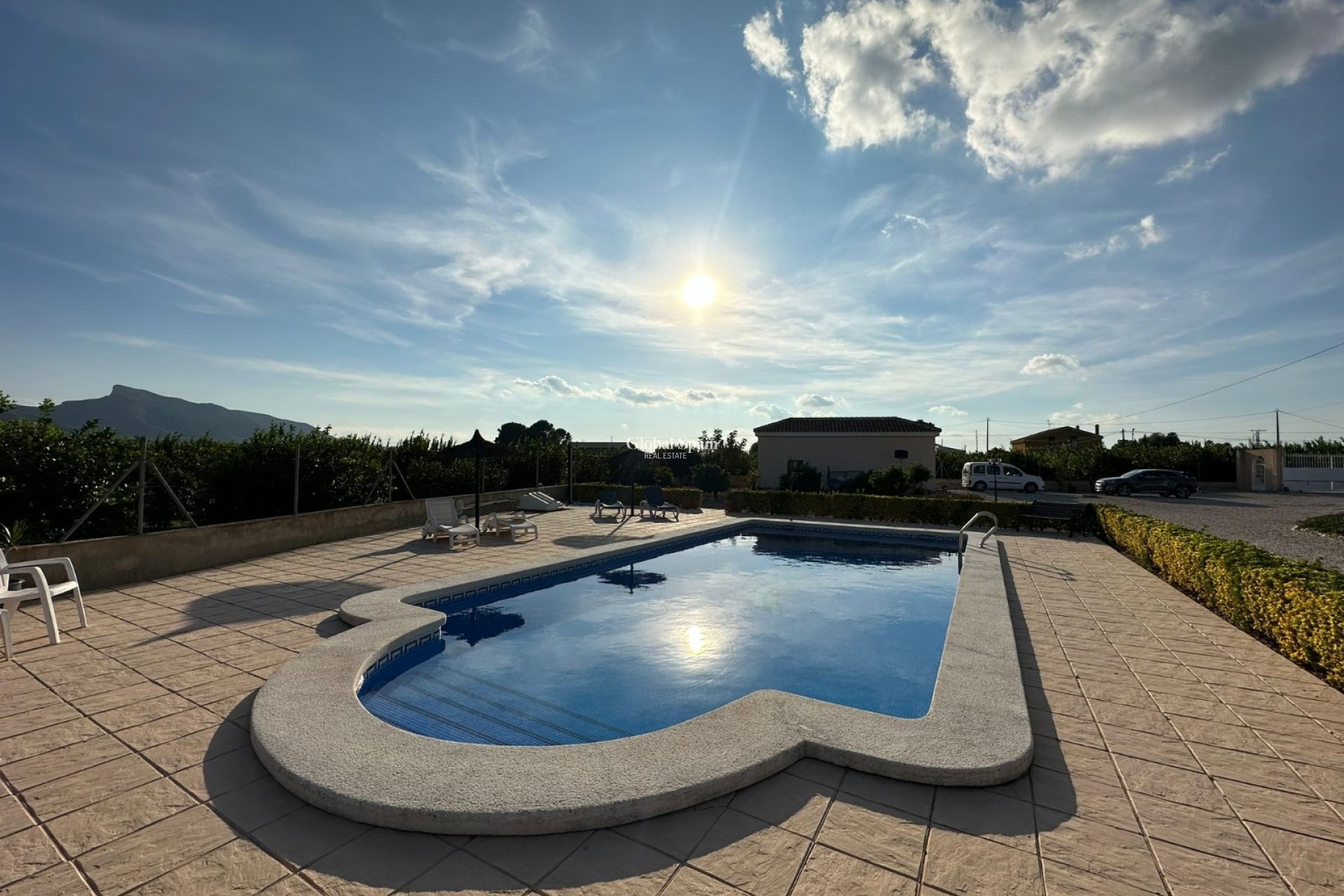 Resale - HOUSE -
LA MATANZA - La Matanza