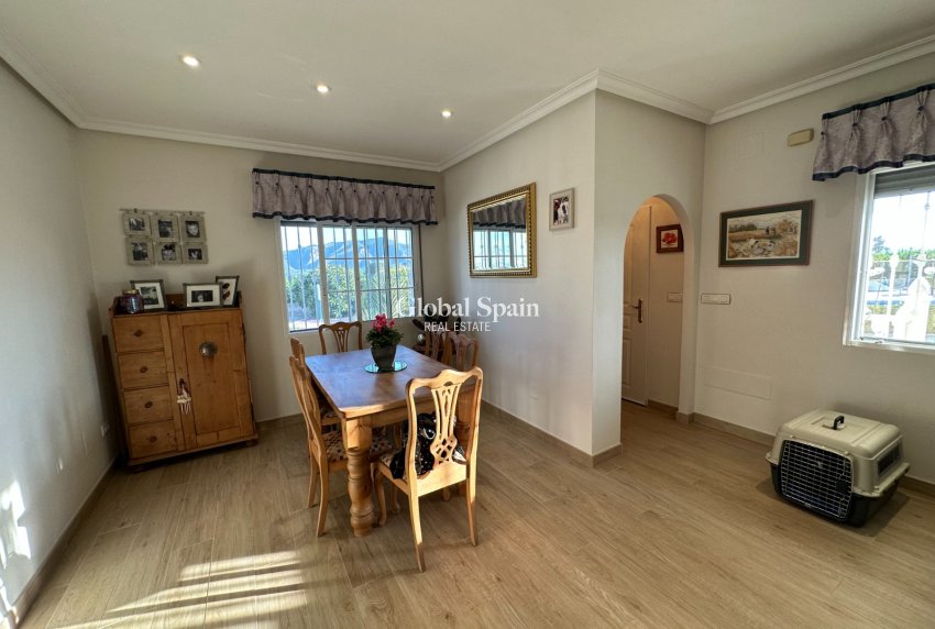 Resale - HOUSE -
LA MATANZA - La Matanza