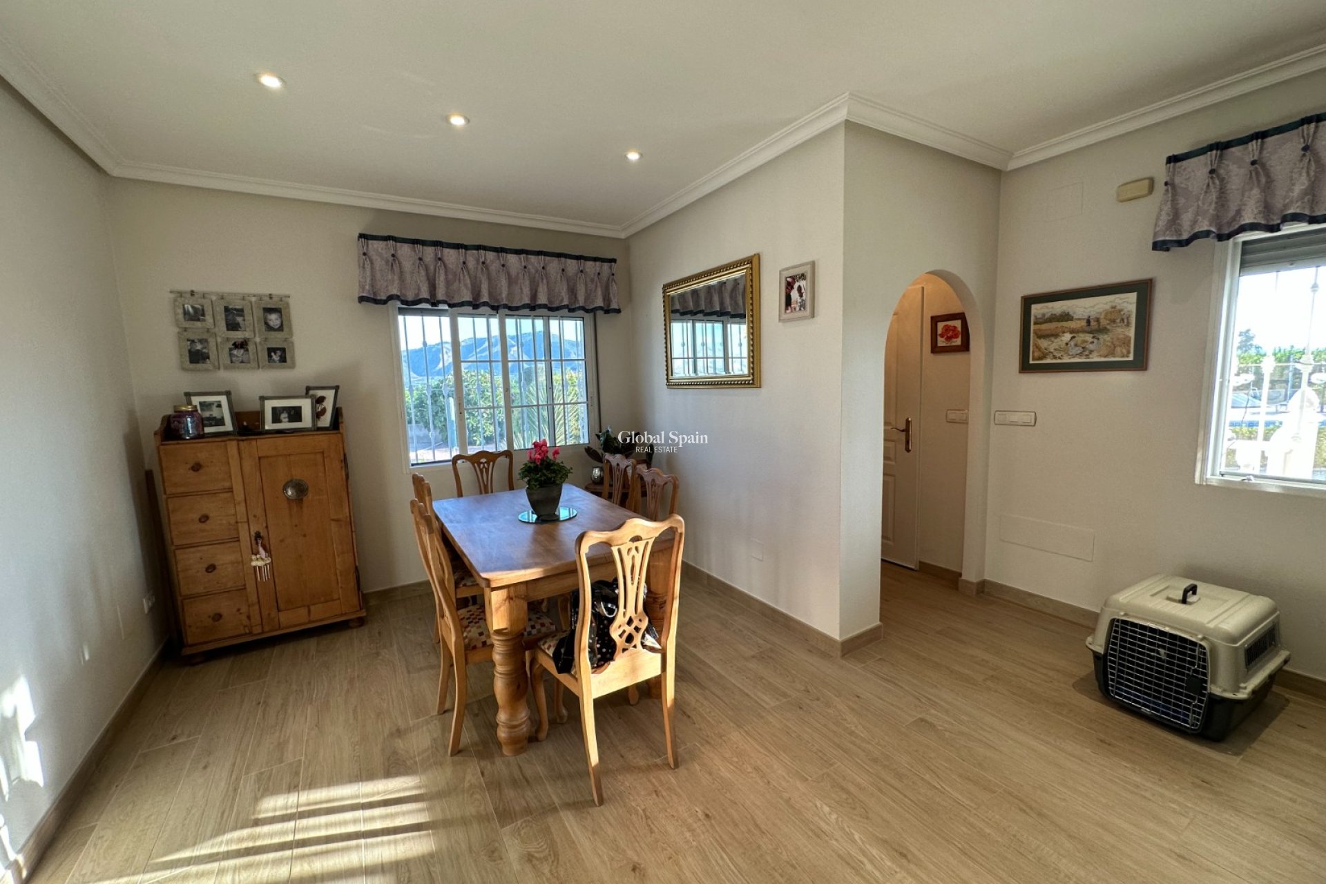 Resale - HOUSE -
LA MATANZA - La Matanza