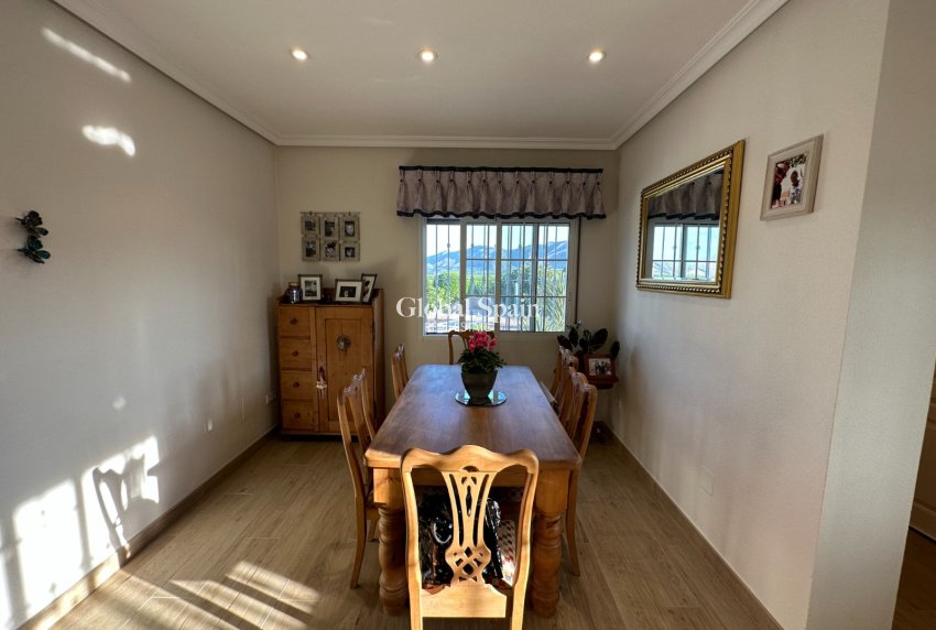 Resale - HOUSE -
LA MATANZA - La Matanza