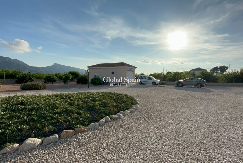 Resale - HOUSE -
LA MATANZA - La Matanza