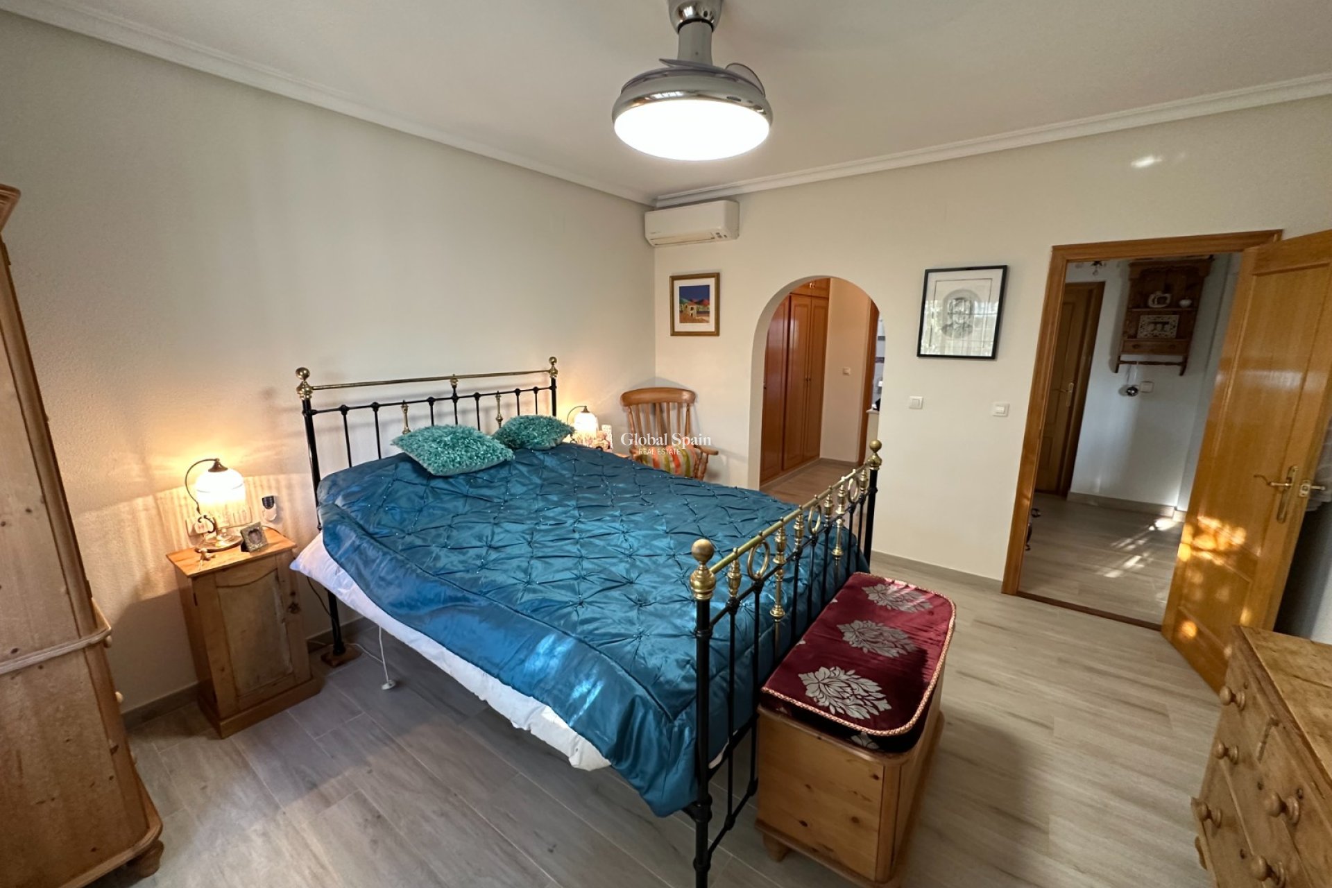 Resale - HOUSE -
LA MATANZA - La Matanza