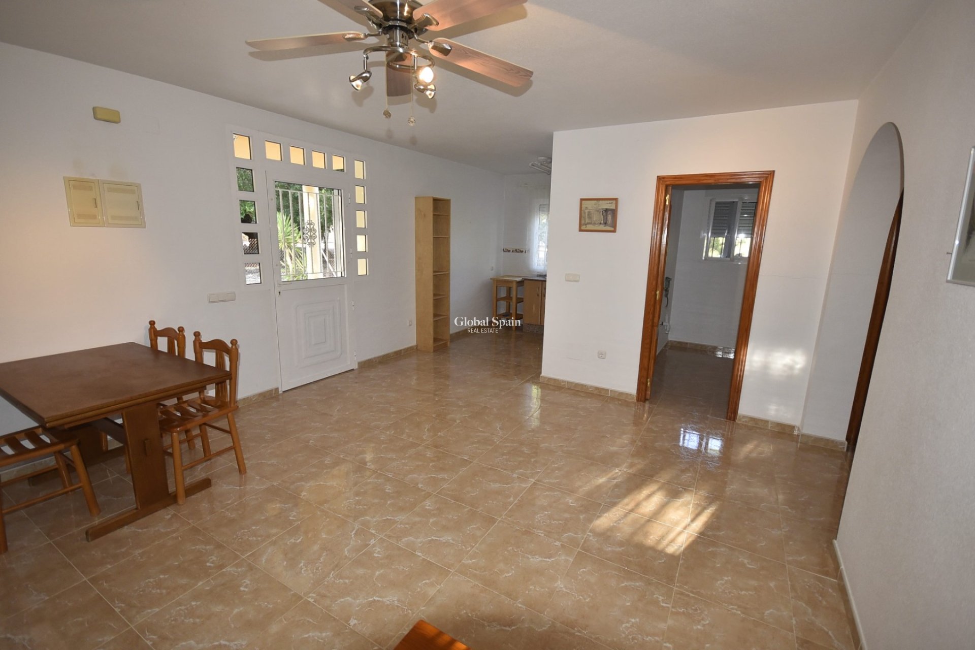 Resale - HOUSE -
LA MATANZA - La Matanza