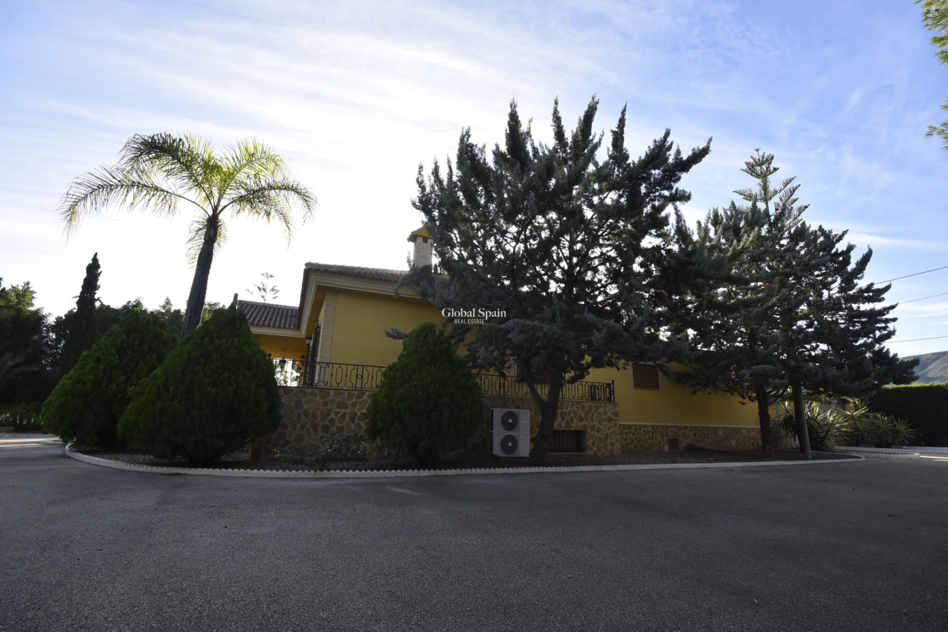 Resale - HOUSE -
LA MATANZA - La Matanza