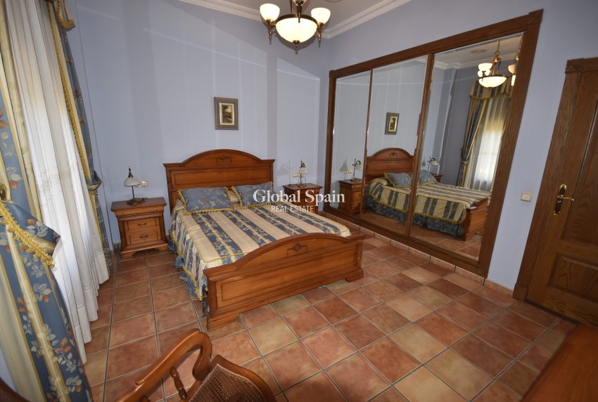 Resale - HOUSE -
LA MATANZA - La Matanza