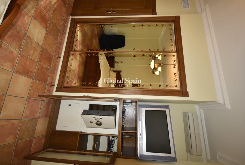 Resale - HOUSE -
LA MATANZA - La Matanza