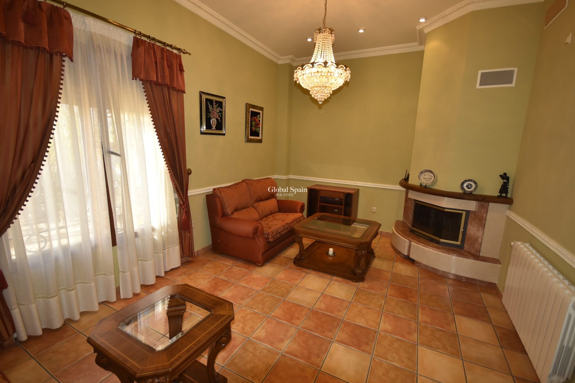 Resale - HOUSE -
LA MATANZA - La Matanza