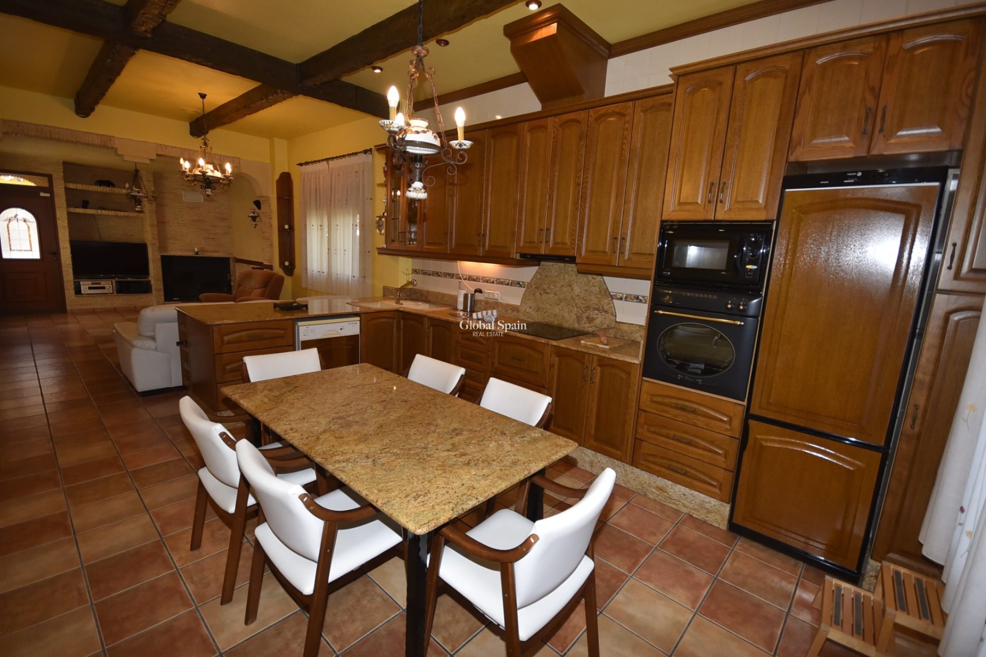 Resale - HOUSE -
LA MATANZA - La Matanza