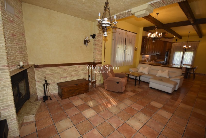 Resale - HOUSE -
LA MATANZA - La Matanza