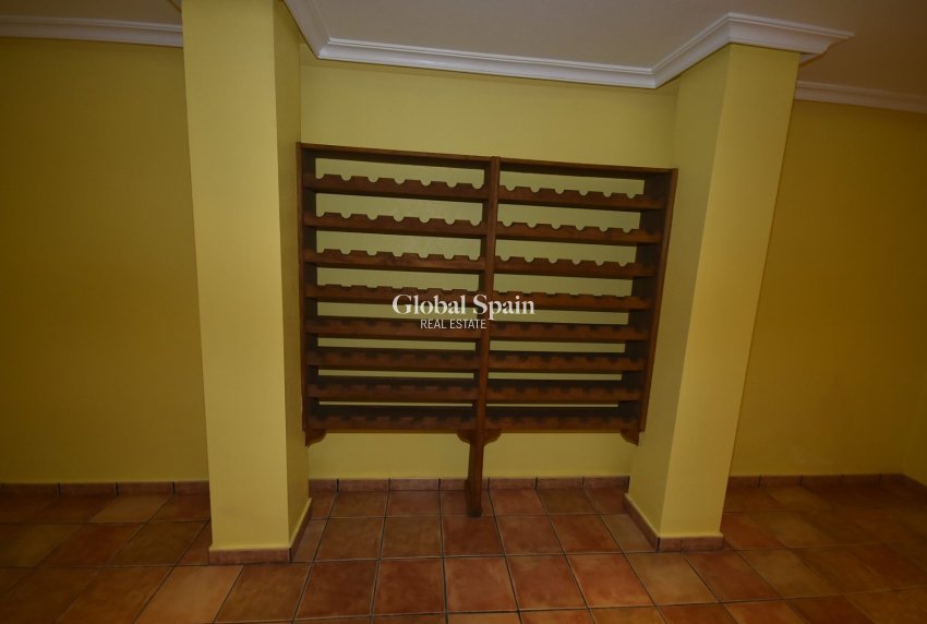 Resale - HOUSE -
LA MATANZA - La Matanza