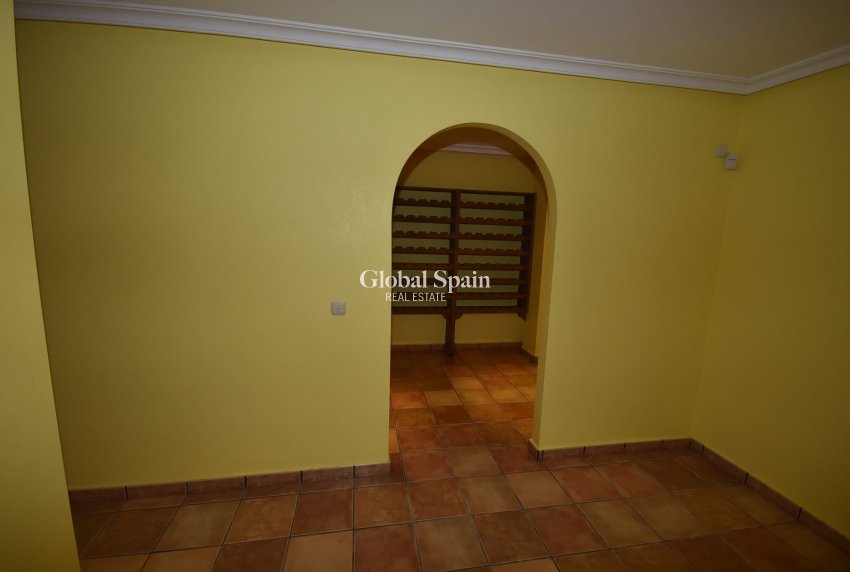 Resale - HOUSE -
LA MATANZA - La Matanza