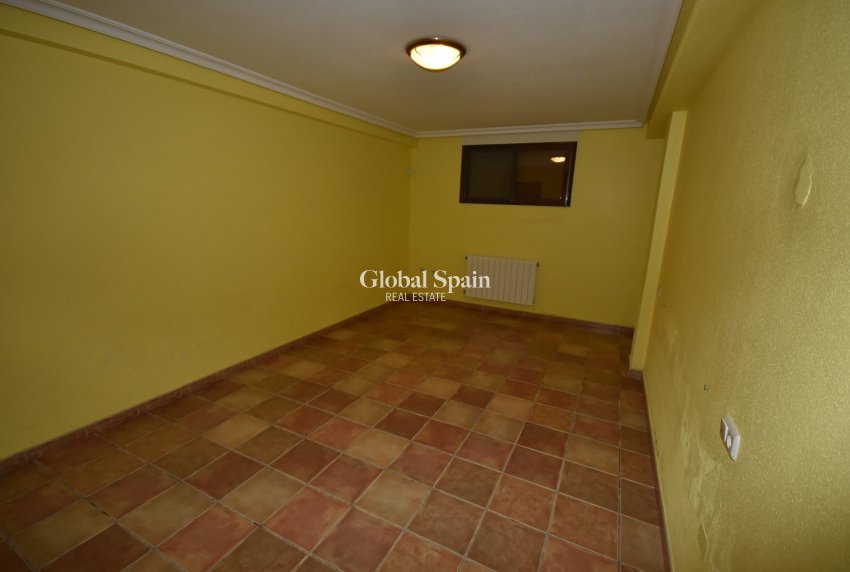 Resale - HOUSE -
LA MATANZA - La Matanza