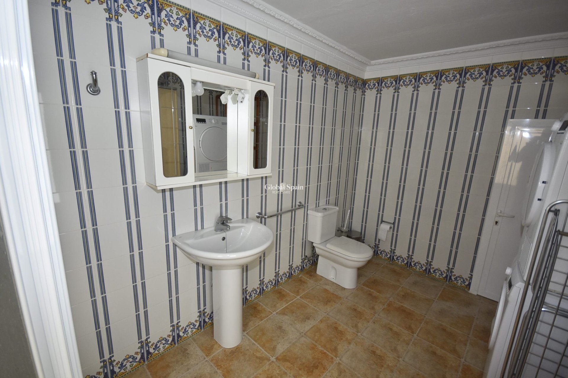 Resale - HOUSE -
LA MATANZA - La Matanza