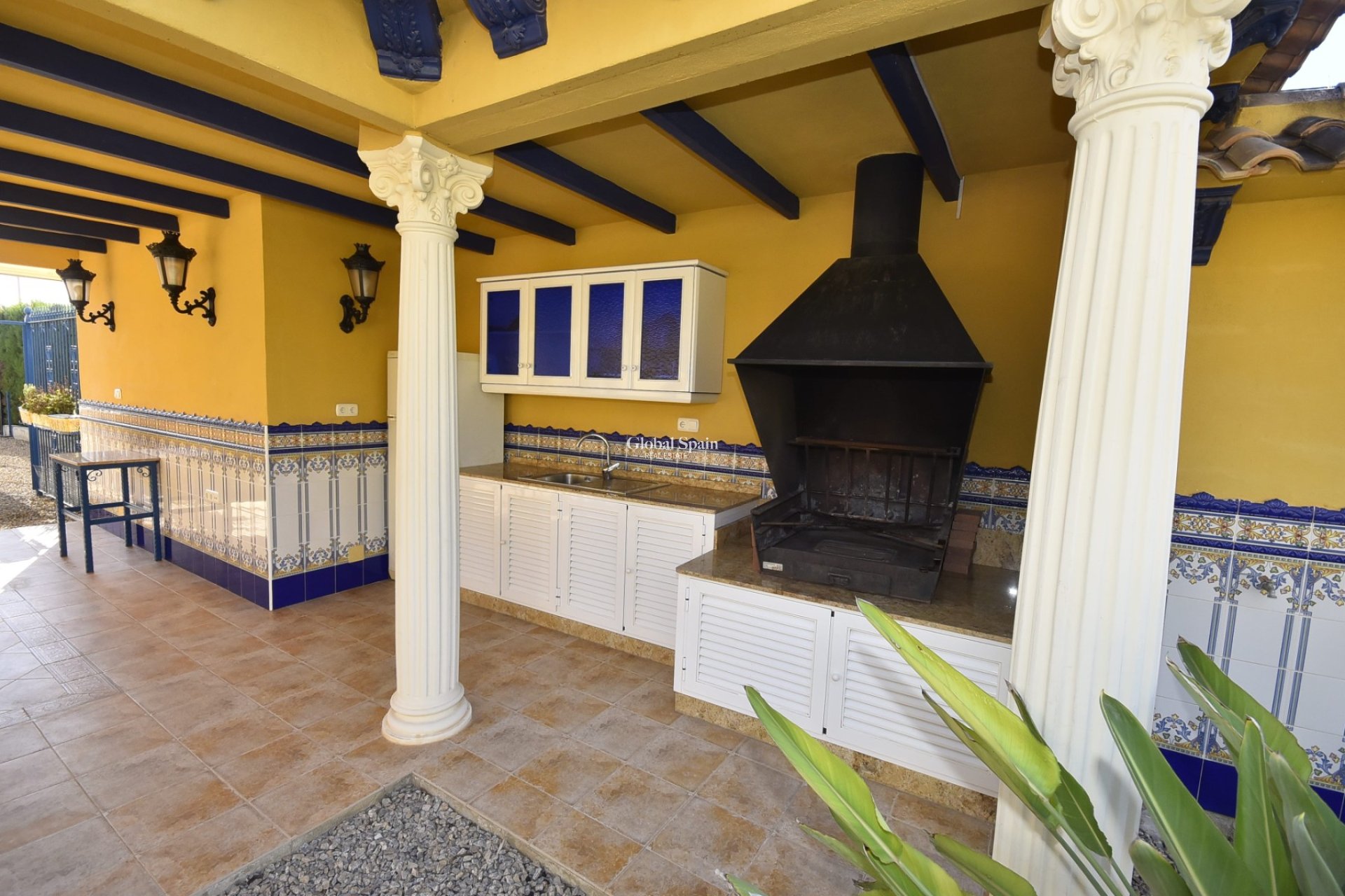 Resale - HOUSE -
LA MATANZA - La Matanza