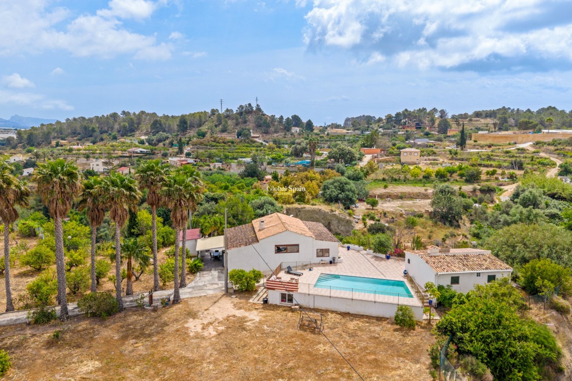 Resale - HOUSE -
LA NUCÍA - La nucia
