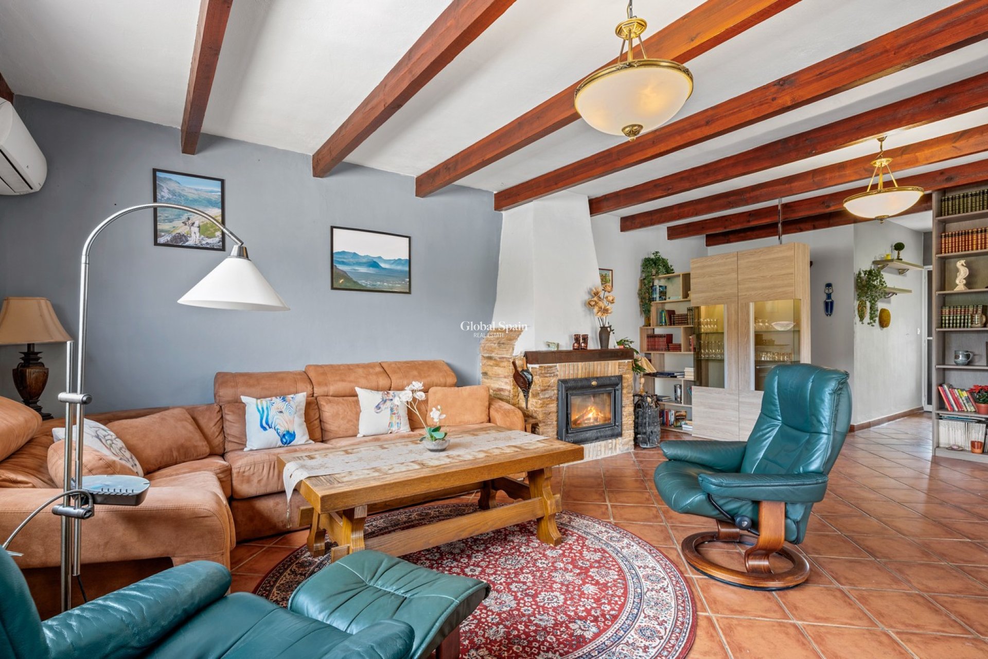 Resale - HOUSE -
LA NUCÍA - La nucia