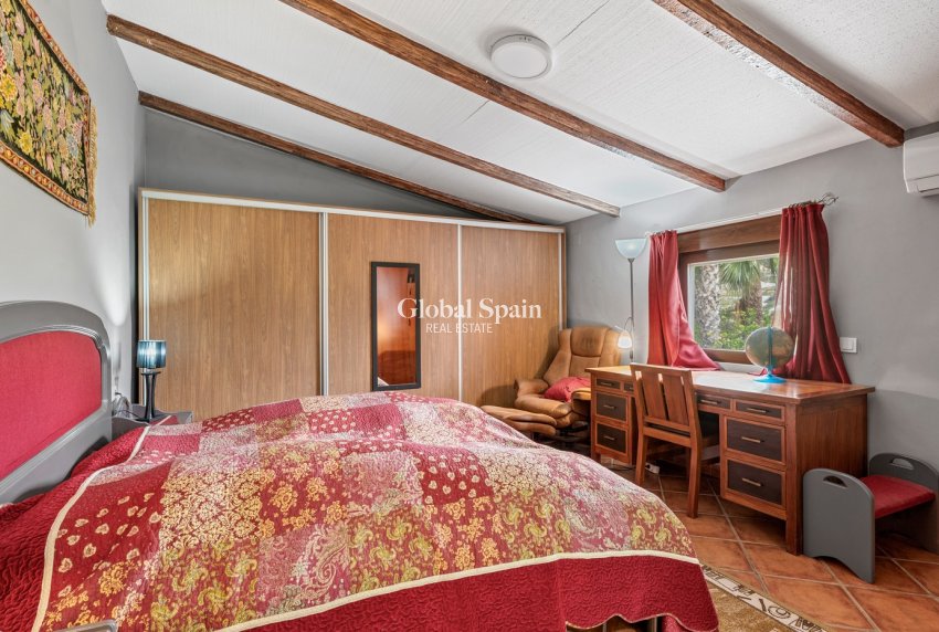 Resale - HOUSE -
LA NUCÍA - La nucia