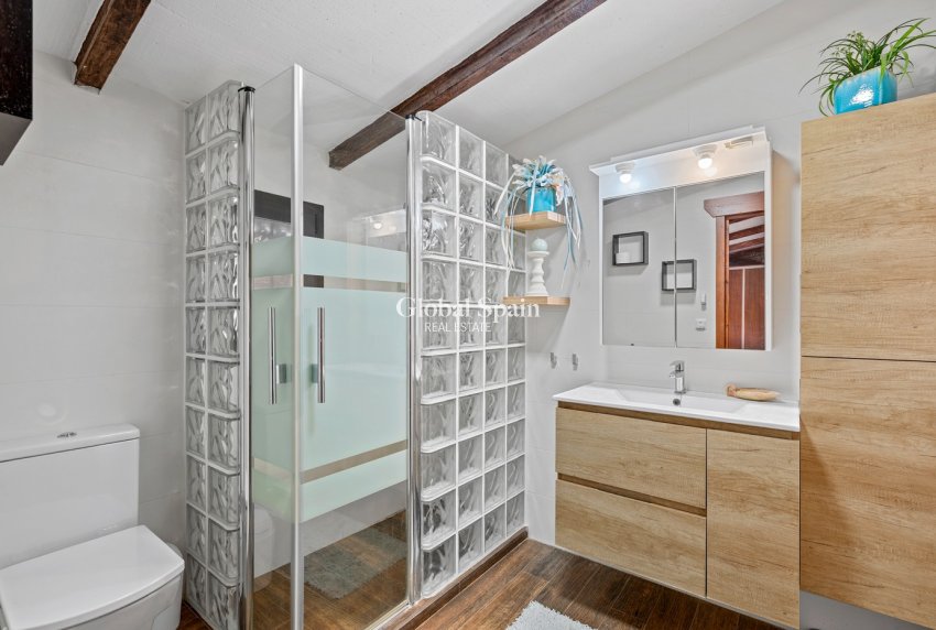 Resale - HOUSE -
LA NUCÍA - La nucia