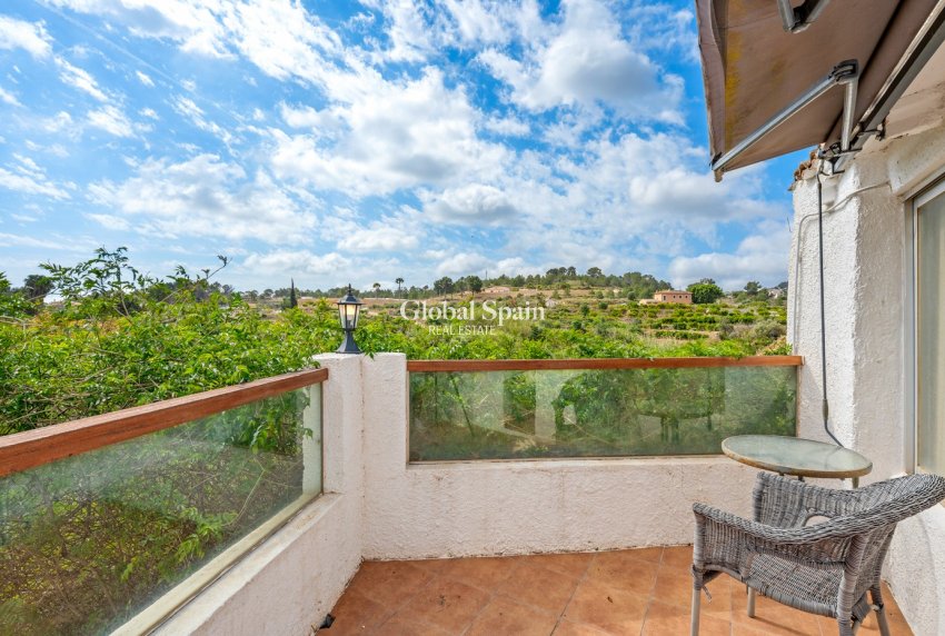 Resale - HOUSE -
LA NUCÍA - La nucia