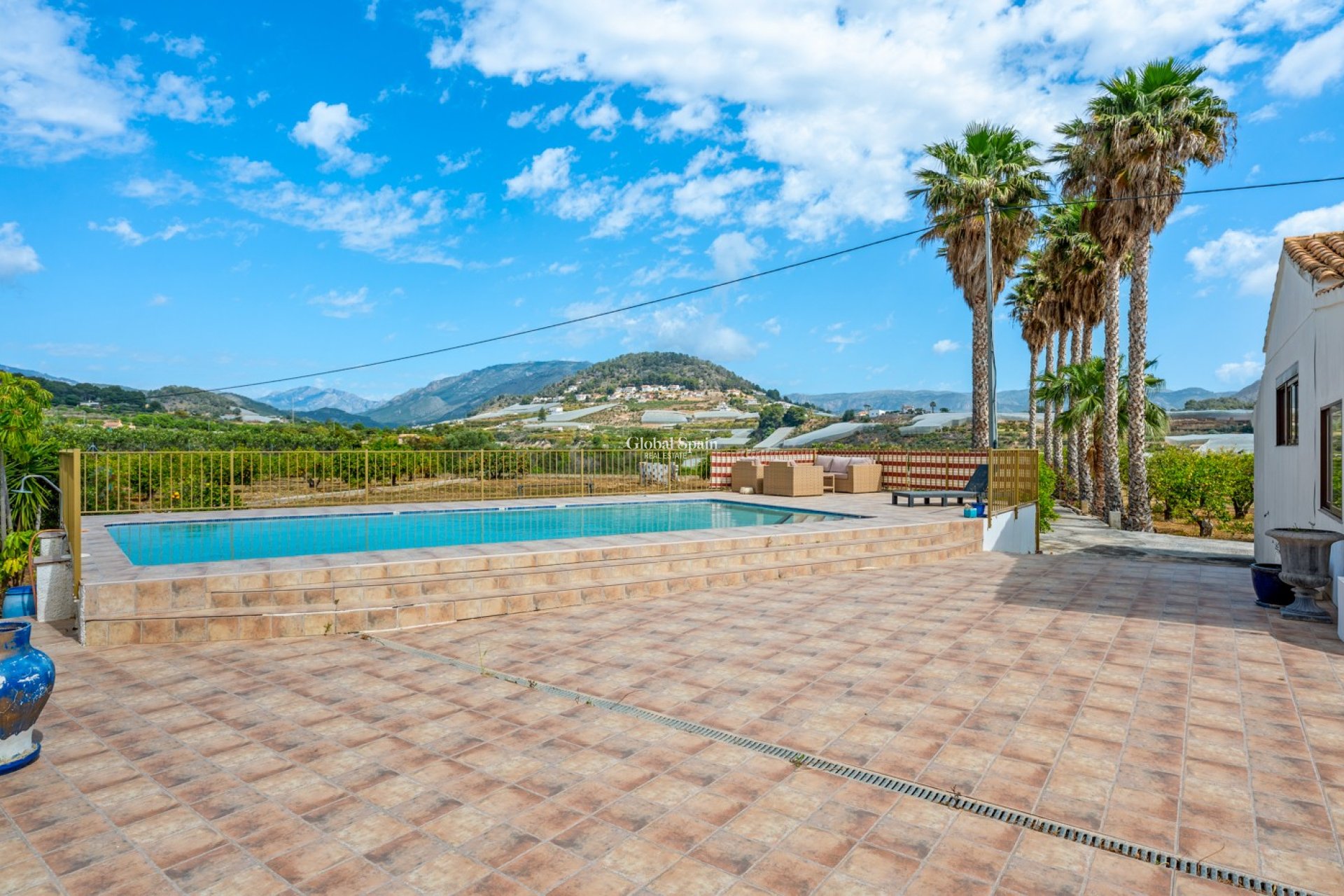 Resale - HOUSE -
LA NUCÍA - La nucia