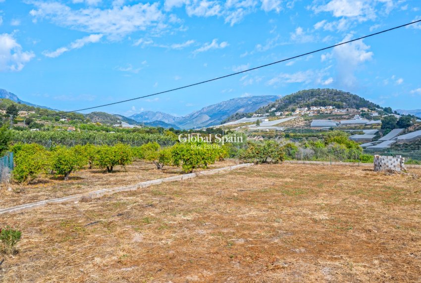 Resale - HOUSE -
LA NUCÍA - La nucia