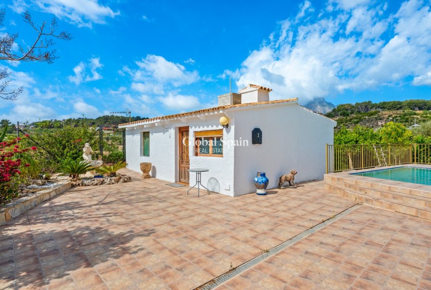 Resale - HOUSE -
LA NUCÍA - La nucia