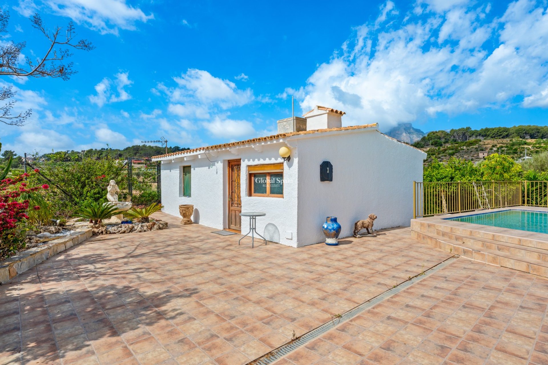 Resale - HOUSE -
LA NUCÍA - La nucia