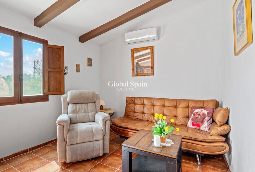 Resale - HOUSE -
LA NUCÍA - La nucia
