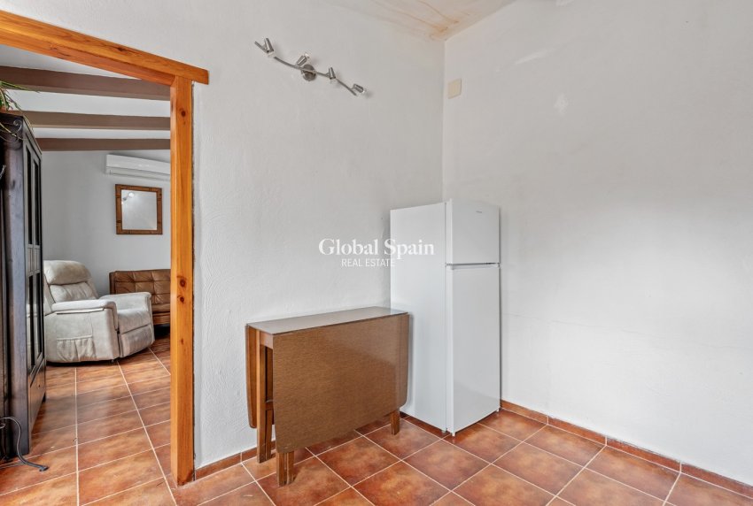 Resale - HOUSE -
LA NUCÍA - La nucia