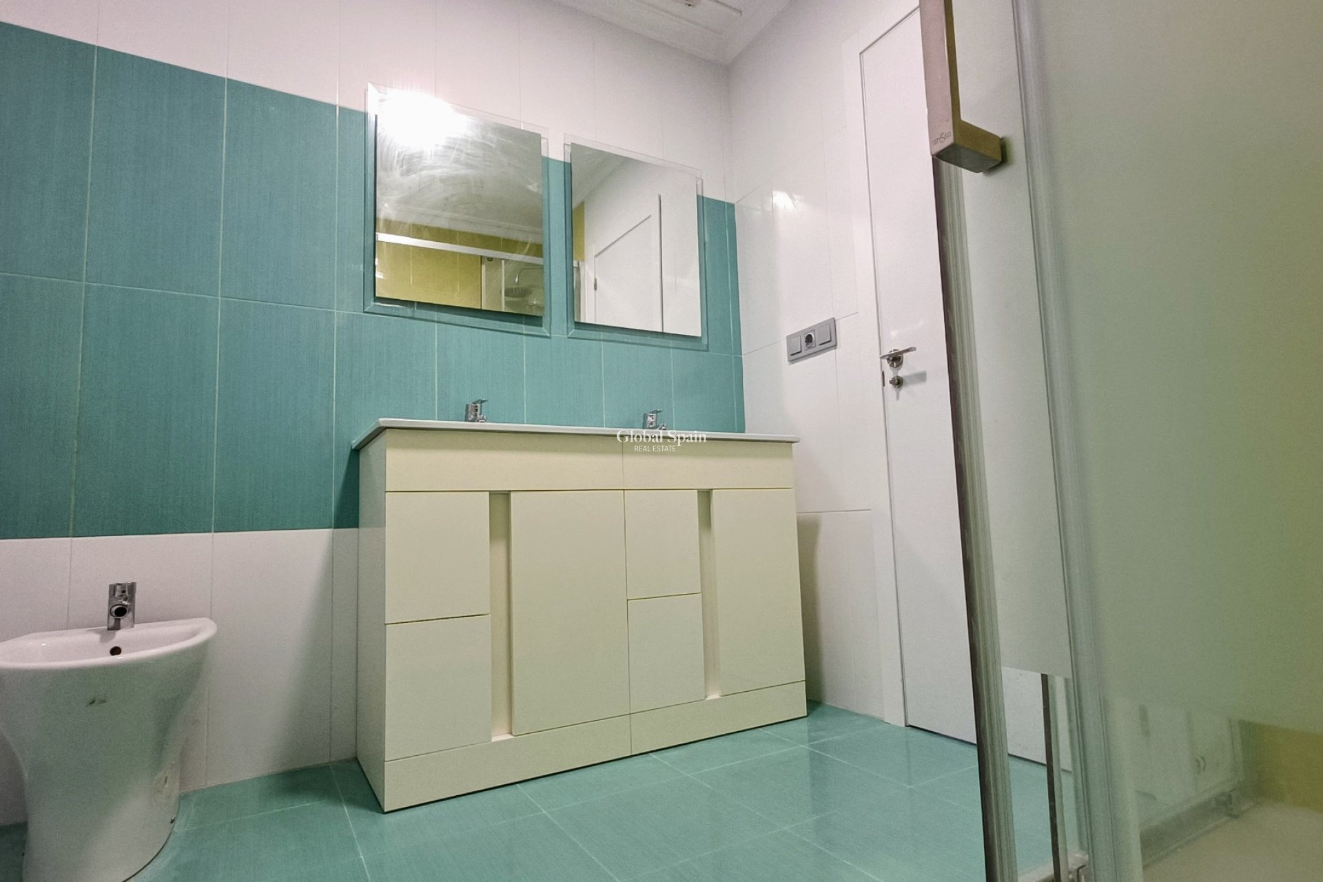 Resale - HOUSE -
LA ROMANA - Inland