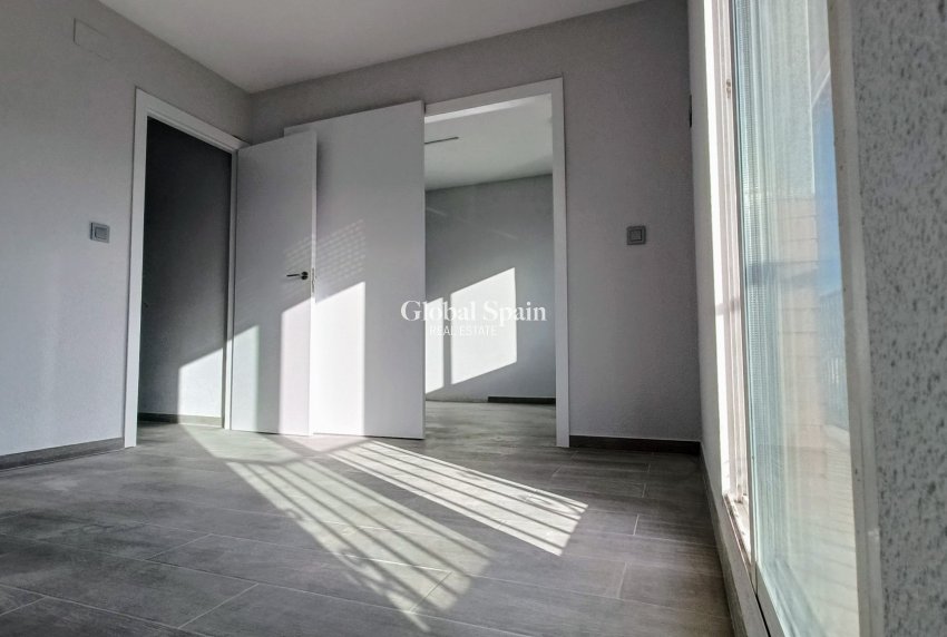 Resale - HOUSE -
LA ROMANA - Inland