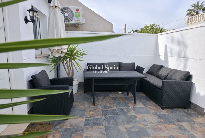 Resale - HOUSE -
La Torreta - Torrevieja