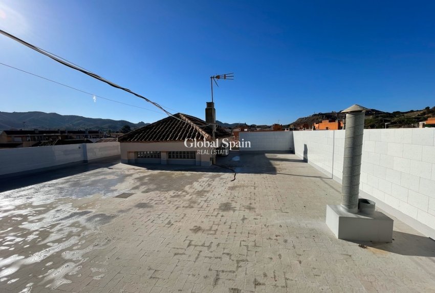 Resale - HOUSE -
LA UNIÓN - Costa Calida